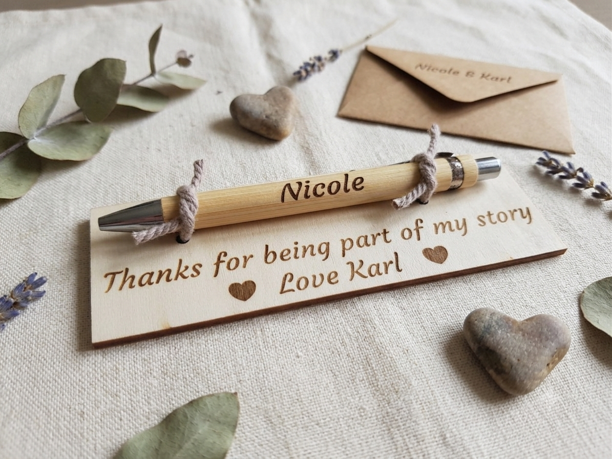Personalised pen and wooden card